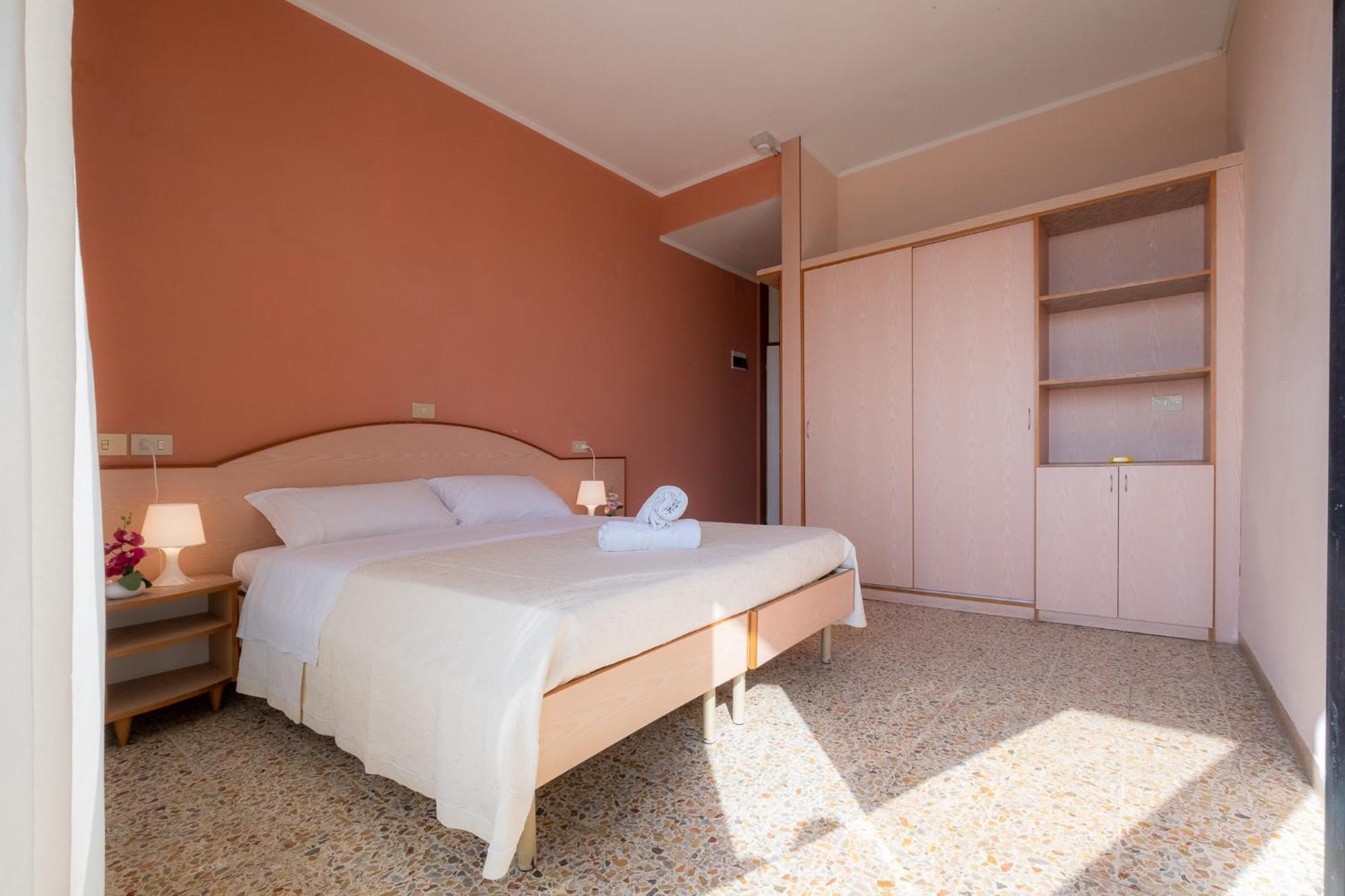 Hotel Crown Rimini Ngoại thất bức ảnh