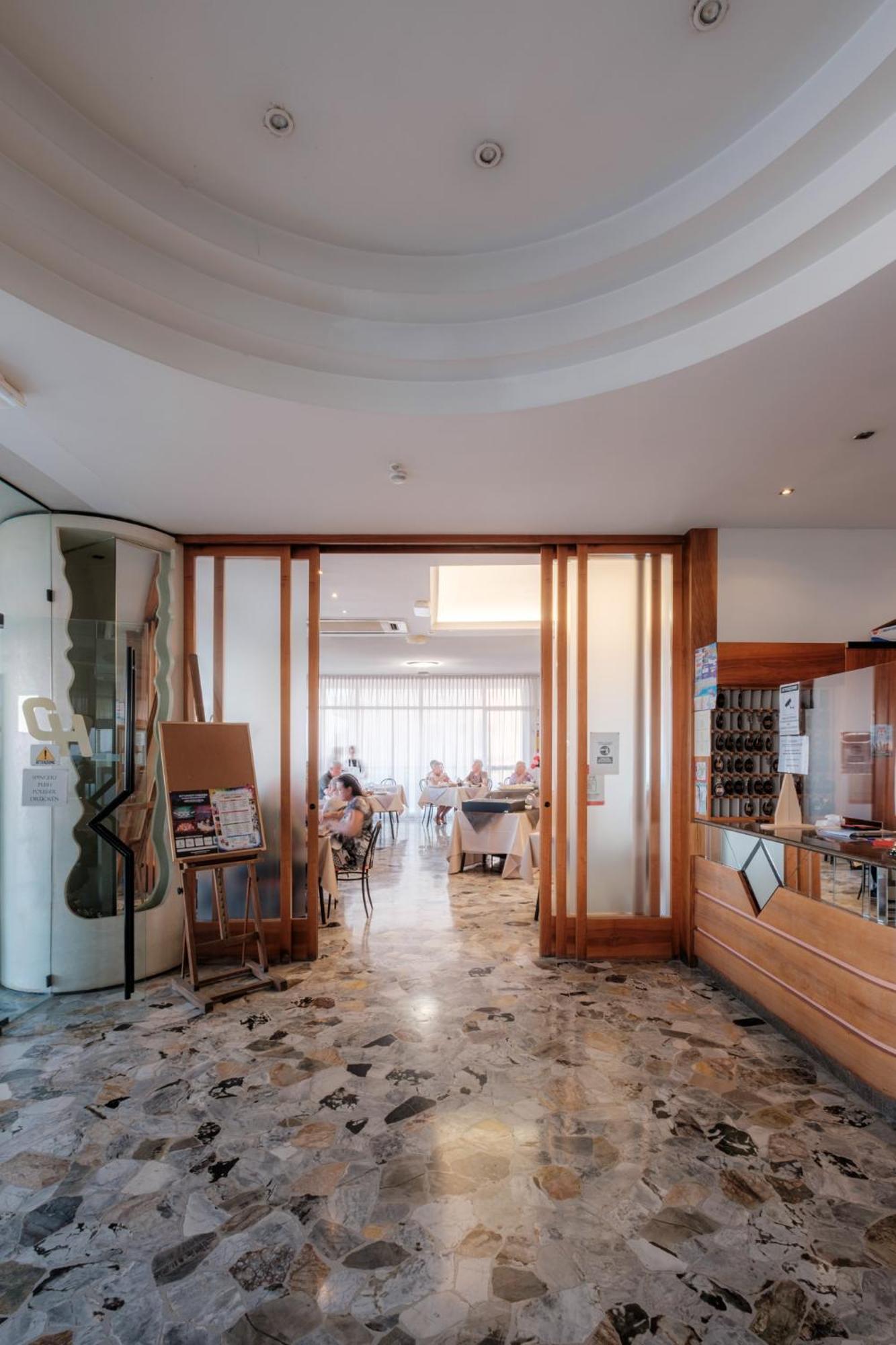 Hotel Crown Rimini Ngoại thất bức ảnh