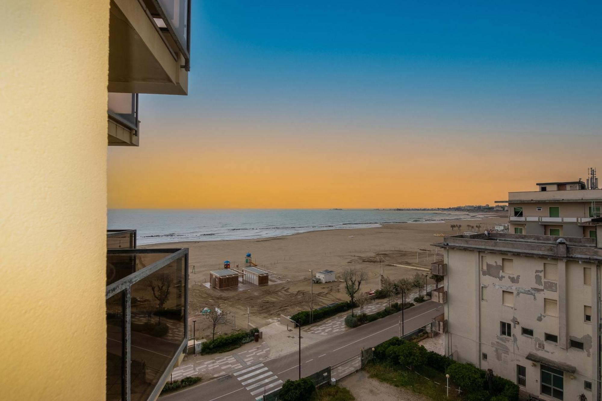 Hotel Crown Rimini Ngoại thất bức ảnh